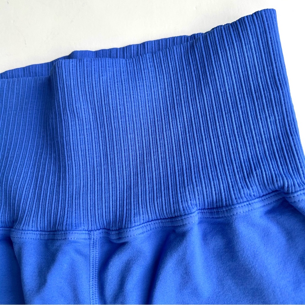 ☀️(A427) NEW Free People Good Karma Running Shorts. Royal Blue. Size: XS/S - Picture 4 of 8